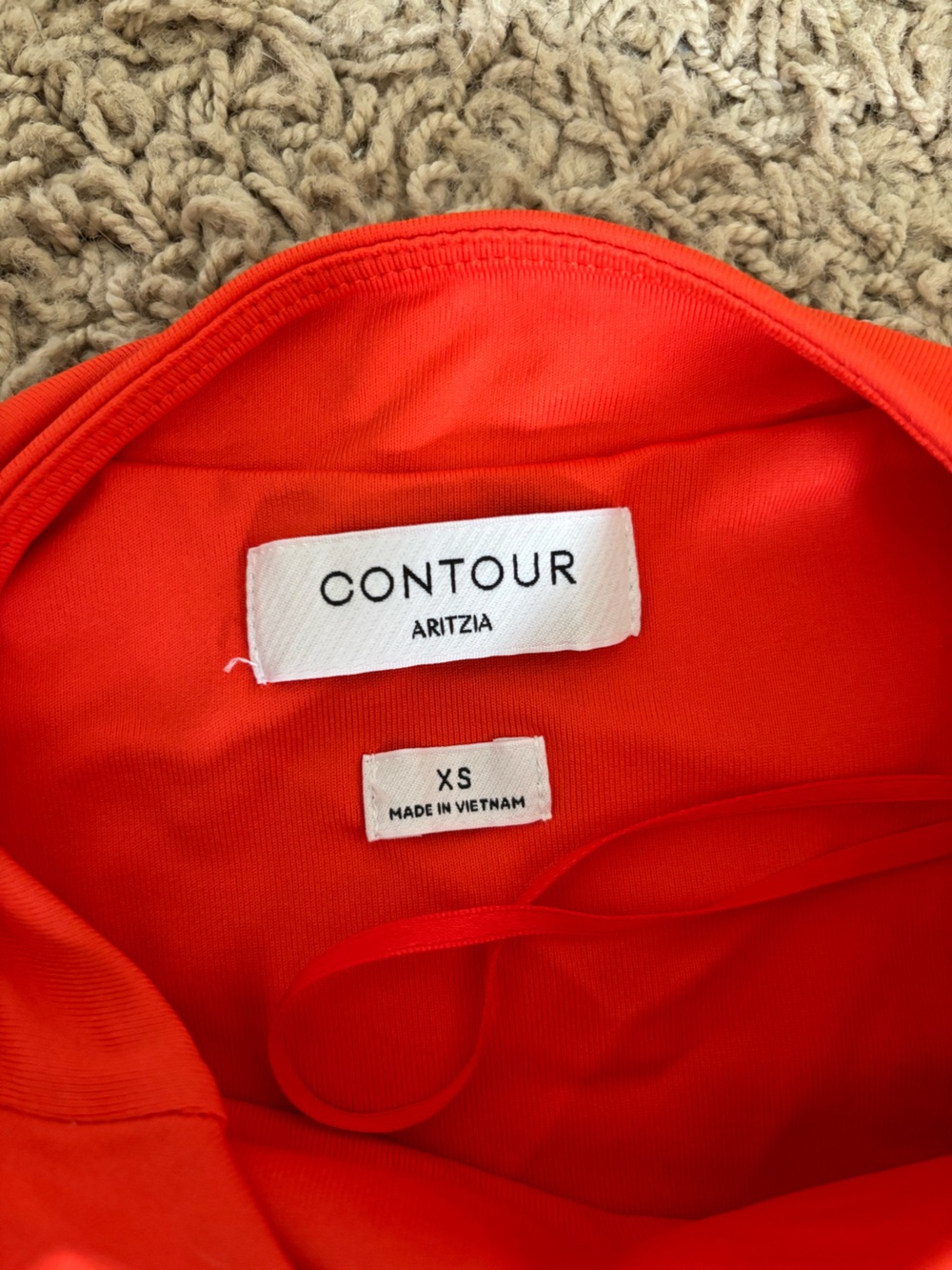 Contour Halter Top - Picture 2 of 2